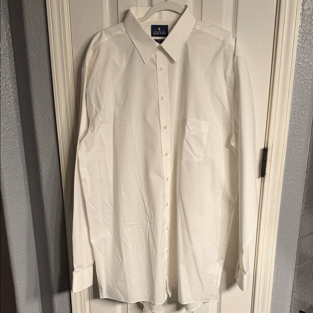 Stafford Men's Classic Ivory Dress Shirt